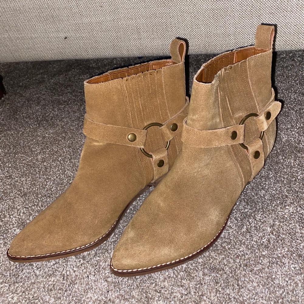 Steve Madden Boots
